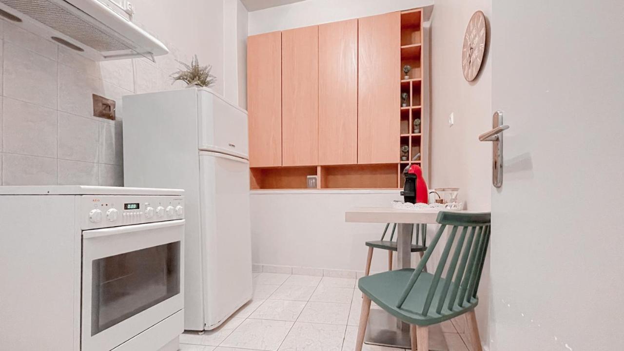 Cute 1Br Apt With Balcony In The Heart Of The City 雅典 外观 照片